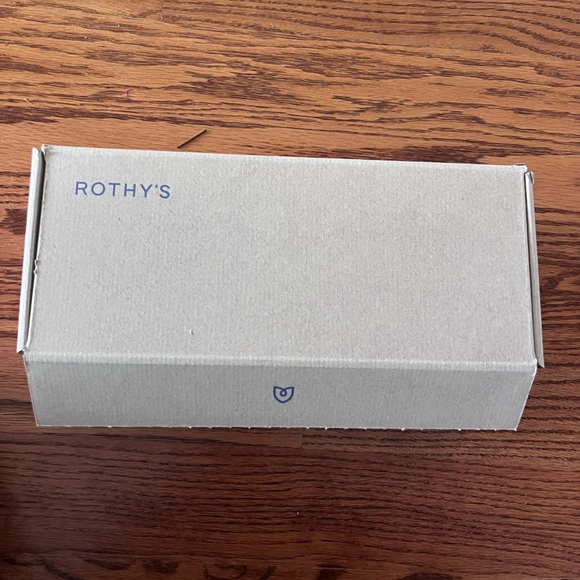 Black and blue Rothy’s! - Picture 2 of 3